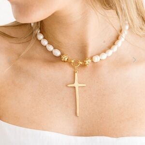 Like New Susan Shaw Tall Cross Pearl Necklace